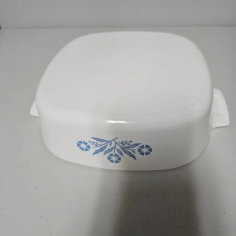 Vintage Corning Ware 2 QT Blue Cornflower Covered Casserole A-2-B & Pyrex Lid